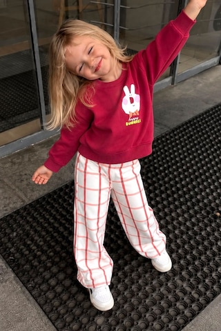 Monila Kız Çocuk Bordo Tavşan Baskılı Pamuklu Sweatshirt Ve Kareli Kanvas Pantolonlu Alt Üst Takım