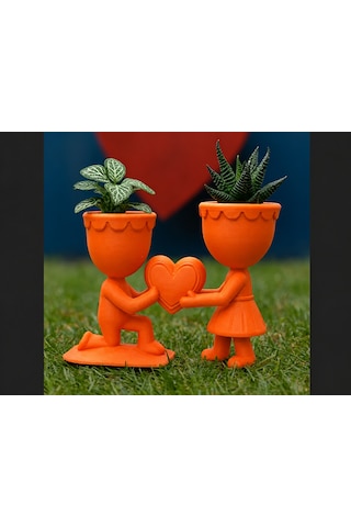 3d Baskı Aşk Saksısı - Kalp Tutan Çift Figürlü Dekoratif Saksı - Turuncu -
