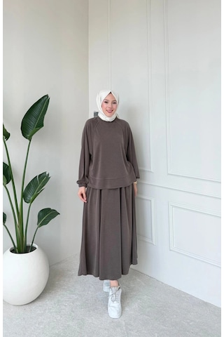 Mihran Butik Lily Model İthal Pike Kumaş Bilek Büzgü Detaylı Kadın Takım Kahverengi Mihran Butik Lily Model İthal Pike Kumaş Bilek Büzgü Detaylı Kadın Takım Kahverengi