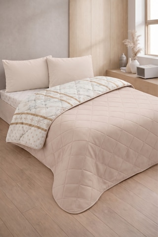 Formeya Kapitoneli Çift Kişilik Desenli Pike - Yatak Örtüsü Takımı 200x230 Cm - 2 Adet Yastık Kılıflı Bej