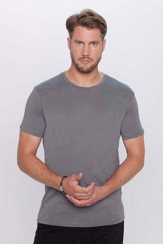 Tudors Unisex 3'lü Paket Siyah-beyaz-k. Gri Slim Fit Dar Kesim %100 Pamuk Bisiklet Yaka Tişört-33122 Multi