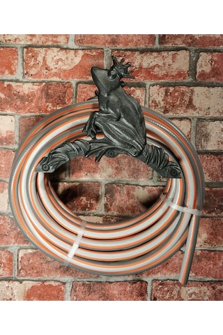 House2Home El Yapımı Pirinç Kurbağa Kral Hortum Askısı, Oksit Siy