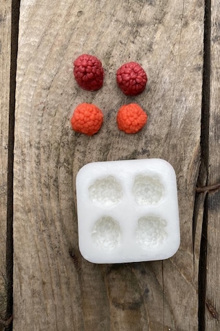 Rufus Concept Böğürtlen Dörtlü Mum Kalıbı Silikon 2 X 1,7 X 2 Cm Küçük Süsleme Kalıbı 1 Adet