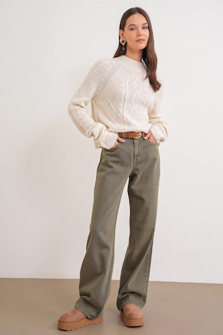 6855 Kadın Dik Yaka Saç Örgülü Triko Kazak Krem Krem