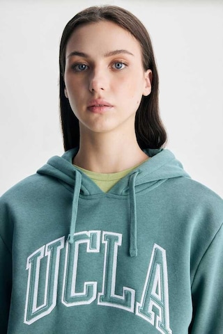 Ucla Rıley Yeşil Kapüşonlu Nakışlı Standard Fit Kadın Sweatshirt Yeşil