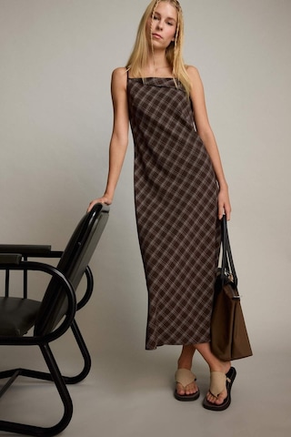 Defacto Coool Çapraz Yaka Kareli Askılı Midi Elbise E4397ax25aubn549 Kahve