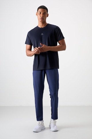 Tommy Life Lacivert Polyester Nefes Alan Dokulu İnce Esnek Standart Fit Erkek Performans T-shirt - 88390 Lacivert