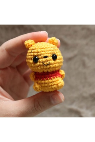 Amigurumi Oyuncak Winnie Anahtarlık 1 Adet Winnie The Pooh-6 Cm Sarıkırmızı