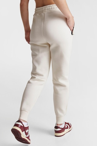 Nike Sportswear Tech Fleece Standart Fit Mid Rise Jogger Cream Color Kadın Eşofman Altı Krem Rengi Krem