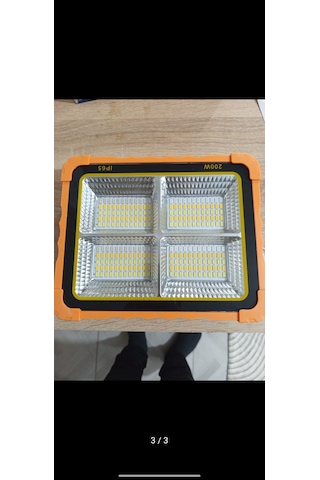 200 Watt Portatif Solar Led Projektör