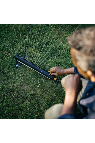 Fiskars 1070832 X Serisi Salınımlı Fıskiye Oskilator S-m