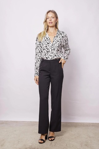 Kadın Likrasız Viskon Vual Desenli Yakalı Düşük Omuzlu Uzun Kol Şık Gömlek-Krem Desen Krem D.