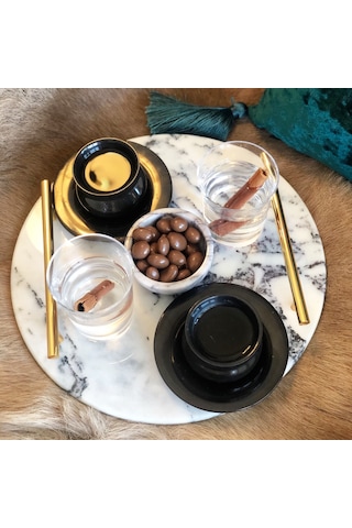 Lux & Marble Ring. Yuvarlak Beyaz Damarlı Mermer Pirinç Kulplu Te