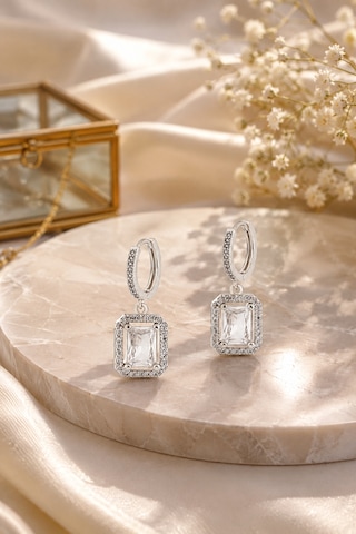 Vıp Premium Baget Kesim Pırlanta Model Zirkon Taşlı Sallantılı Küpe Gümüş Renk Özel Tasarım