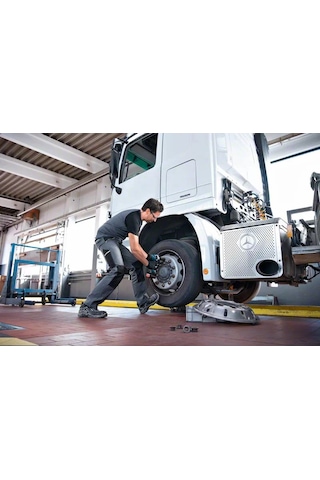 Bosch Professional GDS 18V-1050H 5.0 Ah Çift Akülü Somun Sıkma Makinesi - 06019J8522