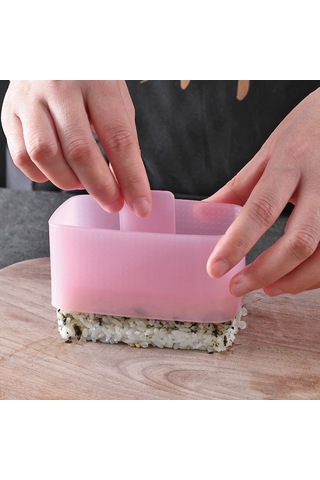 Sebze Ruloları, Dikdörtgen Bin Katlı Suşiler Vb. İçin Pirinç Muffin Kalıpları.