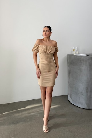Msm Fashion Kadın Elbise Mini Yazlık Kısa Kollu Yaka Detaylı Esnek Bodycon Elbise Bej
