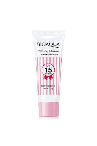 Bioaqua Niacinamide ve Meyan Köklü Beyazlatıcı Güneş Koruyucu Nemlendirici Krem SPF15 40 G