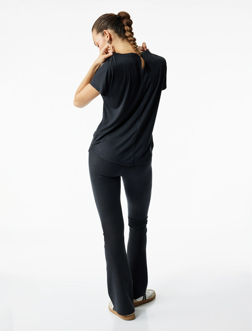 Koton Yüksek Bel Slim Fit İspanyol Paça Spor Tayt Siyah 6wak40106nk SiYAH