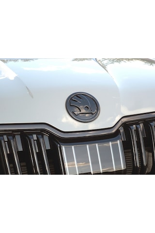Dk Tuning Skoda Ön Kaput 9cm Yeni Nesil Parlak Siyah Logo Amblem