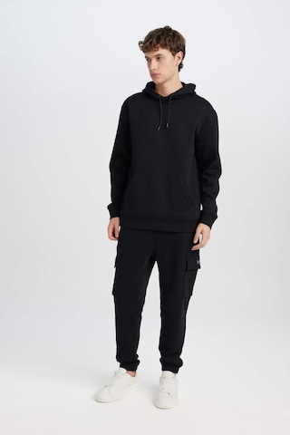 DeFacto Regular Fit Jogger Eşofman Altı Basic Düz Kargo Cepli Lastikli Paça D5252AX25SPBK81