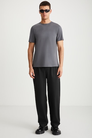 Mıchel Erkek Slim Fit Dar Kesim %100 Organik Pamuklu Yana Kayan Dikişli Basic Örme Koyu Gri T-shirt