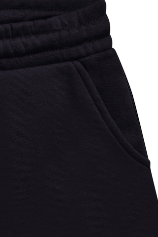 United Colors Of Benetton Erkek Çocuk Bnt- B23969 Şort Siyah-2502