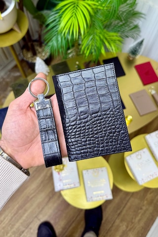 Premium Deri Ruhsat Kılıfı Ve Anahtarlık Seti Siyah Croco
