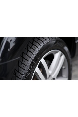 AutoKama Uzun Süre Kalıcı Parlaklık Lastik Parlatıcı 5 KG