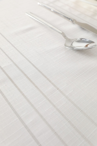 Açelya Leke Tutmaz Masa Örtüsü 160 x 220 Ekru