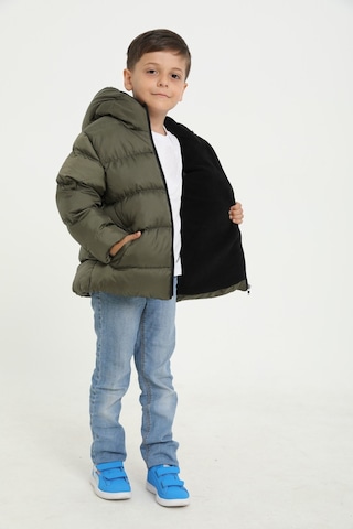 Erkek Çocuk Haki İçi Polarlı Kapüşonlu Su Geçirmez Rüzgara Dayanıklı Cepli Şişme Kışlık Mont Haki
