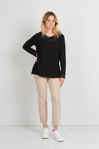 Detay Triko Kadın Boncuk Süslemeli Bisiklet Yaka Yanları Yırtmaçlı Anne Bluz 5723 Siyah Siyah