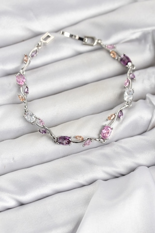 Pirinç Gümüş Renk Pembe Ve Mor Zirkon Taşlı Çiçek Model Kadın Bileklik Çok Renkli