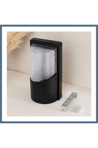 Buradabulabilirsin 22w Ip66 Led Duvar Aplik - 50.000 Saat Bbz Çok Renkli