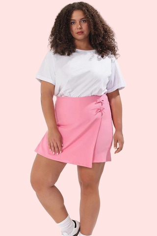 Ersefa Kadın Büyük Beden Yazlık Kısa Şort Etek Günlük Casual Dokuma Haft Pembe