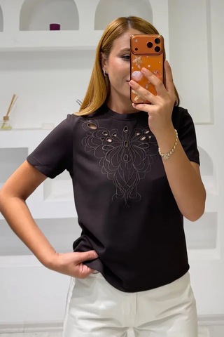 Fiolin Soft Touch Modal Kumaş Nakışlı Lazer Kesim T-shirt Siyah