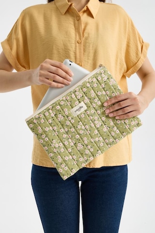 Estrella Paris Nobel Tablet Çantası Kılıfı Yeşil 11 İnç 31 X 21 Cm