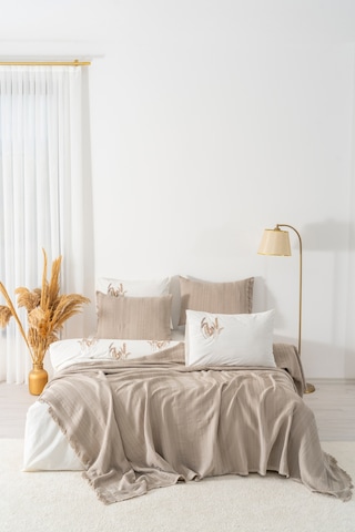 Arya Vizon Nakışlı Çift Kişilik Nevresimli Pike Seti - 7 Parça Çeyiz Seti Vizon