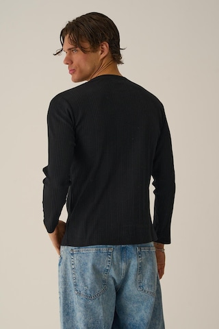 Alexander Gardi İnci Fitilli Uzun Kollu Slim Fit Siyah