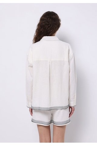 Colin's Colins Regular Fit Shirt Neck Nakışlı Kadın Beyaz Uzun Kol Gömlek Cl1075191 Q1.v1 Wht Beyaz