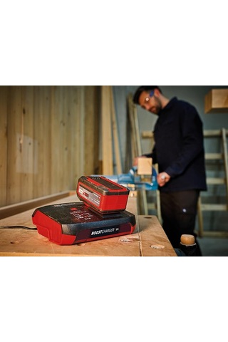 Einhell Şarj Cihazı Power X-boostcharger 8a Power X-change Li-ıon, Tüm Pxc Aküler İçin Uygun, Daha Hızl
