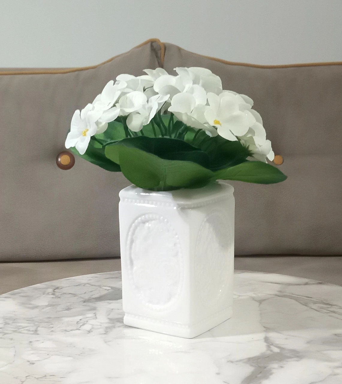 2 Adet Vazo Dahil,vazoda Çiçek,beyaz Yapay Çiçek,vazo Dekoratif Çiçekli Kare 8x8x16cm Çok Renkli