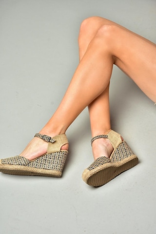 Fox Shoes P241612004 Siyah Kumaş Dolgu Topuklu Kadın Ayakkabı Siyah