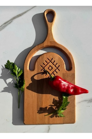 Ahşap Saplı İşlemeli Kesme Tahtası 38x16 Cm Ahşap