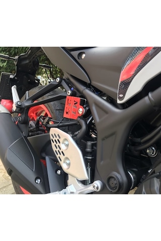 YAMAHA MT25 Hidrolik Tankı Koruma Üniversal 2014-2022 KIRMIZI