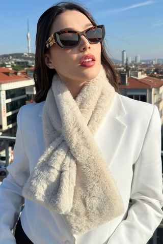 Mollycrush Kadın Bej Peluş Atkı Yumuşak Dokulu Premium Kışlık Bej