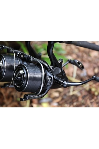 Shimano Medium Baitrunner 5500 XT-B Long Cast Olta Makinesi