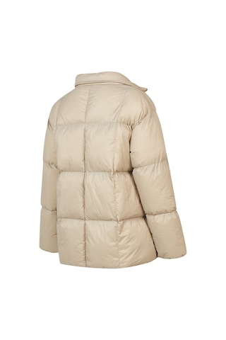 New Balance Lifestyle Kadın Beyaz Ceket Wnj3425-mbm 001