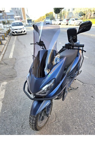 Motocam Küba Newlight 50 Pro Ön Cam 2023-2026 Model 58cm Füme Renkli 4mm  Boylu