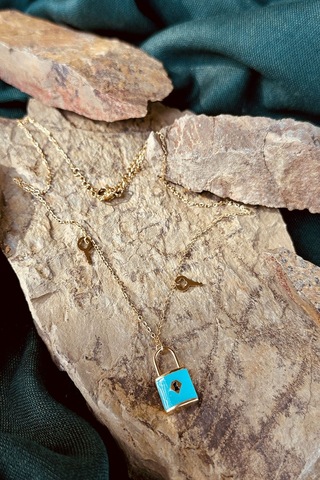 Kilit Anahtar Tasarım Mineli Turkuaz Renk İşlemeli Şık Kadın Paslanmaz Çelik Gold Altın